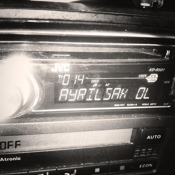 Glec70's tweet image. Ayrılsak ölürüz biz ❤️ #ferhatgoecer