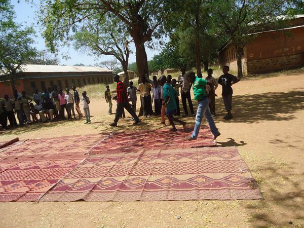 Dinopha's tweet photo. orientation session for #Race4Survival has started in #SouthKordofan, #Sudan where more than 500 children are engaged http://t.co/XPt8wZi1lM