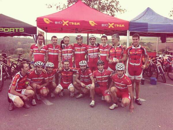 ito_josep's tweet photo. Ahir fartleks explosius! @serra_eugeni @MarkMuntada @LFigols @carlesfeliu @cogoneres @rixivillarroya @CarlesdelBarco http://t.co/UFH1zkjull