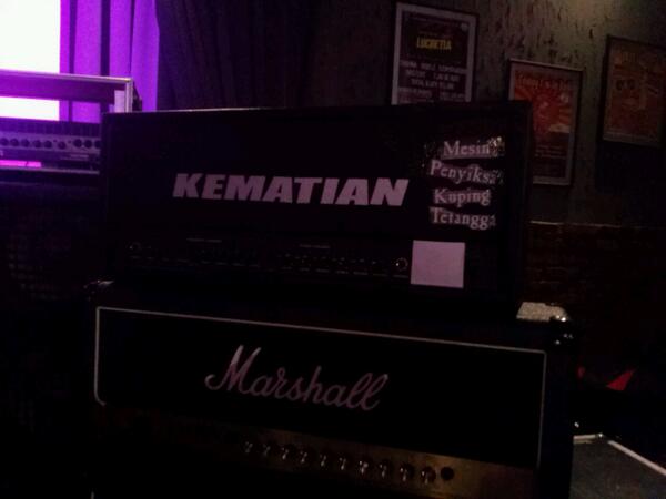 Ini dia bukti keshahihan black metal kelas rakyat yang tiada bisa ditandingkan dari <a href="/TheTrveVlaar/">VLAAR</a> #PrimitifGig2