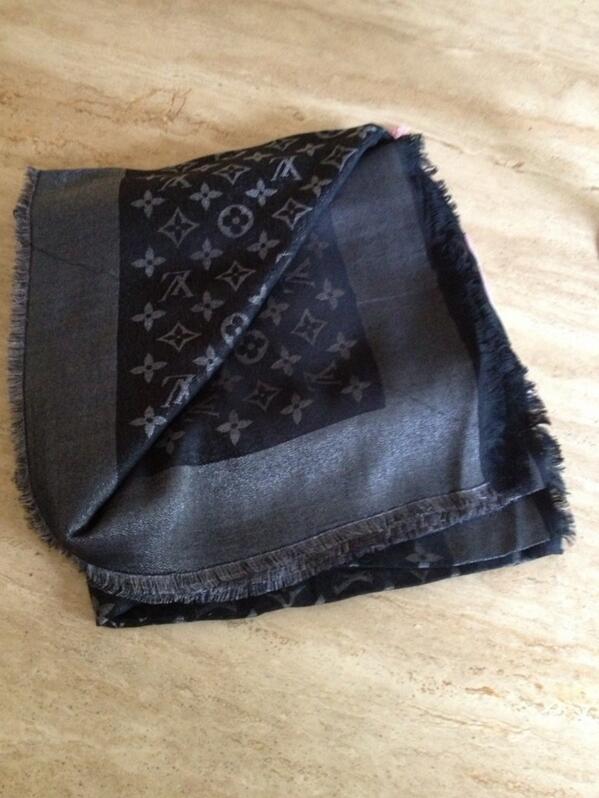 Lv shawls in pink beige grey black....ideal for laying up in winter!!