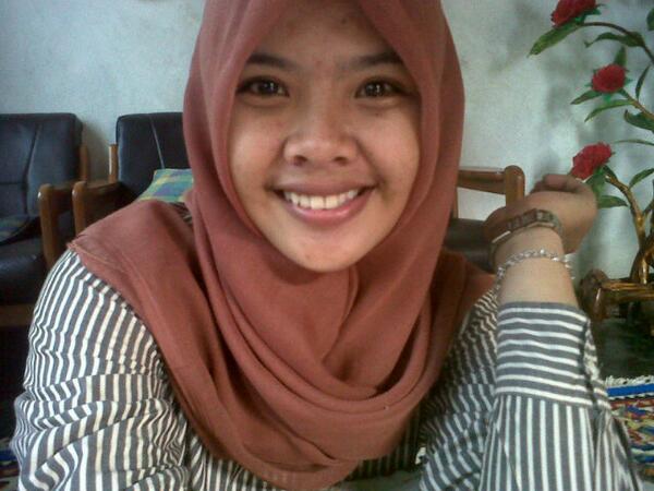 anggra95's tweet photo. http://t.co/CJUSs78uyt