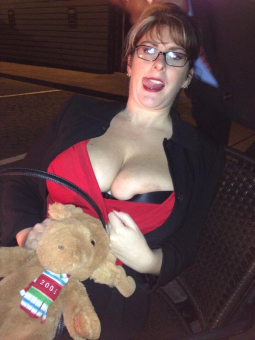Sarah Palin with a boob job and a few drinks!  You betcha! http://t.co/z6MsQBIA6V<a href="/tag/thankful"class="tags"><span>#thankful</span></a>