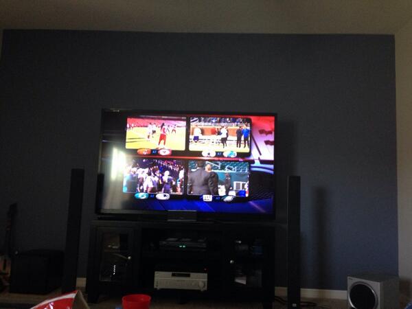 jgplayer24's tweet photo. Too early? #QuadBoxSighting http://t.co/gr7pBY2UUe