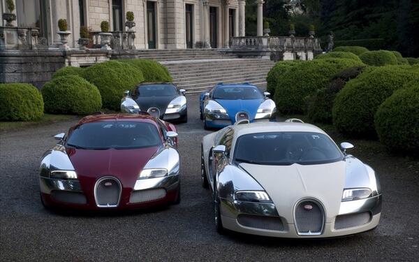 DeluxeCarViews's tweet image. Imagine taking the roads with your bestfriends, in these cars! #dreambig