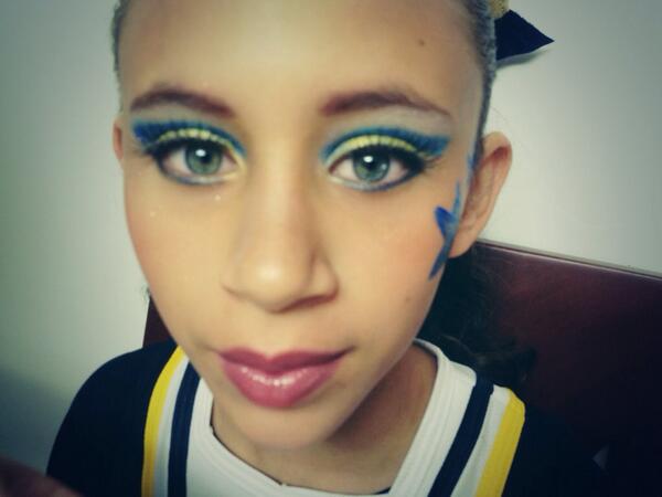 DianaFS_MAKEUP's tweet image. Cheerleaders #Makeup #WorkDay2 @DiFarfan