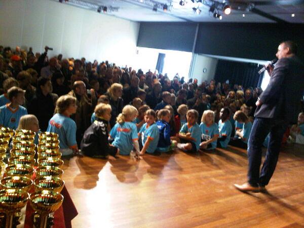 yasind_'s tweet photo. Na een lange tijd weer een leuke zondag gehad! #NTK #trainer http://t.co/4yeqzWSlah