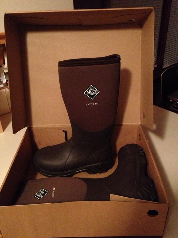 306master's tweet photo. @C_KROBBINS I wear many different hats but only 1 pair of boots! #muckitup http://t.co/rstcDIjnNj