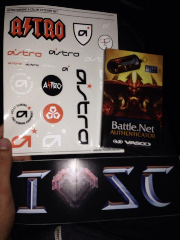 feardragon64's tweet image. Swag from @ShowdowneSports at #sfwcs ! Now back to #WCSNA ! #WCS #GoGoMaru!!!