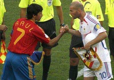 ReaI_Madrid_CF's tweet photo. Leyendas... #Respeto http://t.co/dXtiBlrBxe