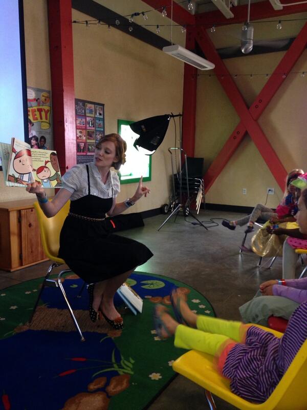 theaumsmama's tweet image. Kids excited to see Ruby in real life. #rubylive @themotherco