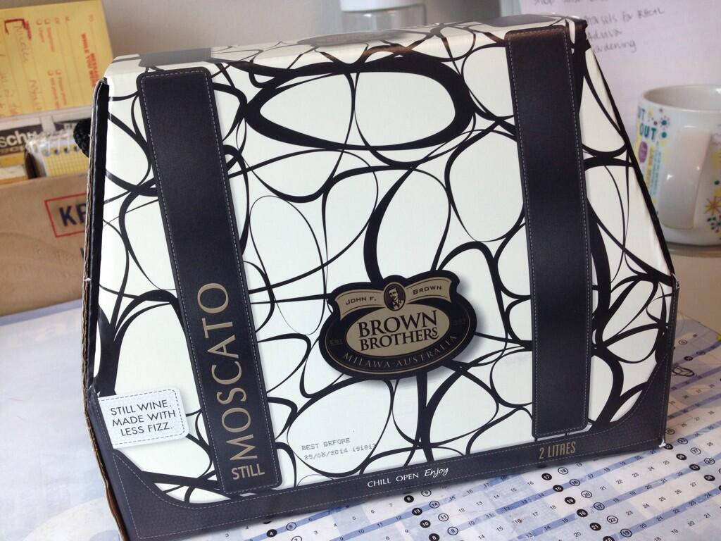 Bec Fjörd On Twitter It Really Didn T Mt Heraldsunfood Cask Wine Just Got Fancy With This Brownbrothers 2l Still Moo Http Co Uuh9fb7eyc Cask Wine Just Got Fancy
