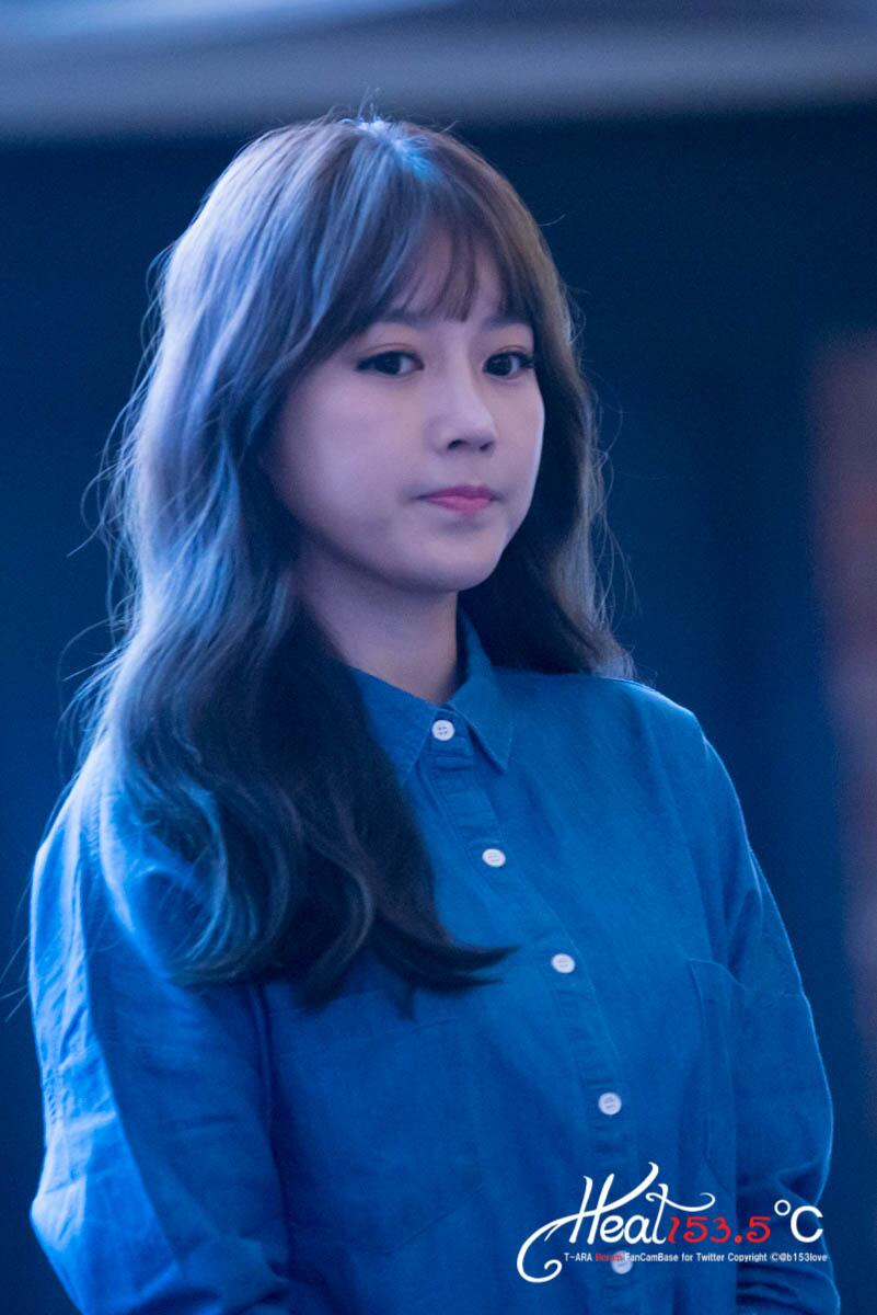 BXpPH23CEAAAjCa.jpg:large