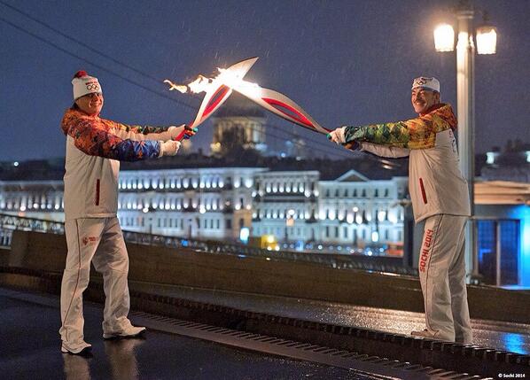 огни 2014. олимпийский огонь сочи 2014.