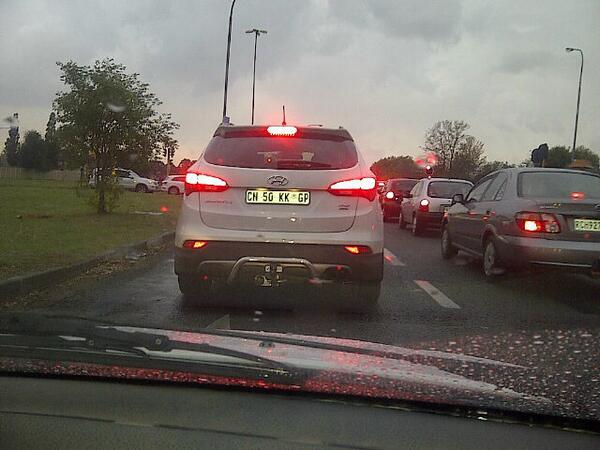 revona15's tweet image. #Recklessly cut in front of me almost pushed me onto part of high pavement!!! Idiotic behaviour in the rain!!