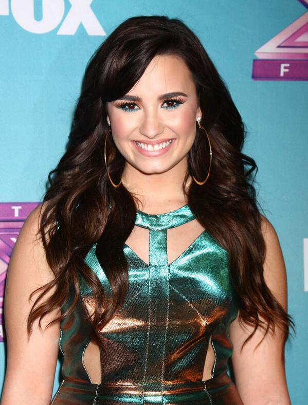 laurabaetz's tweet photo. "Don't be afraid to speak up because someone will be there for you." - Demi Lovato http://t.co/vhqPvEZdUf