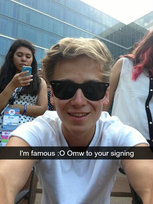 FakeSnapChats's tweet photo. Joe 1 http://t.co/FrLyiUHWCu