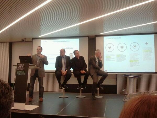 esthersubias's tweet image. #COtalent @ignasialcalde presenta els concepte de l'eina de la xarxa de talent