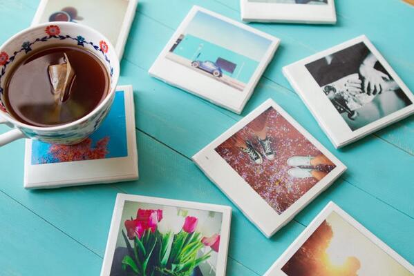 TheGrannyGirls's tweet photo. Turn your pictures into fun Polaroid coasters! DIY on the blog today. http://t.co/n8pRKPthlx #GrannyGirls #DIY http://t.co/mXpXk8KBsY