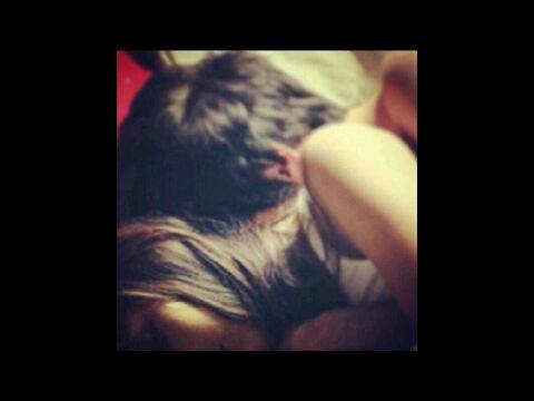 sloomboya2's tweet photo. شد شعرگ ، احتضانك من الخلف ، و عض رقبتگ معاني آخرى للأشتياق (=| ♡' http://t.co/ldxfuTuroA