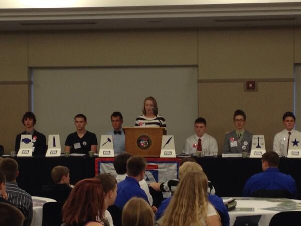 ClintonTSA's tweet image. Hannah Woodland presenting activities for committee approval!  #FallConnections