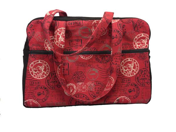HugMeBags's tweet image. This is our go-to travel bag, available in select stores nationwide. What are your travel plans this holiday season?