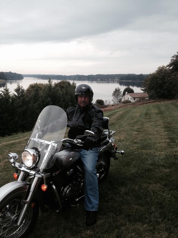 bryant_wicker's tweet photo. Baddest biker around @Shad_String http://t.co/YC5lfCxzuv