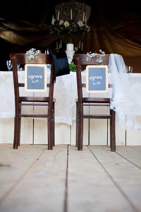 Italiaanse bruiloften in Het Roozenhuys...trouwen in de rozentuin, dineren aan hééél lange tafels..i.s.m. MartienBos!