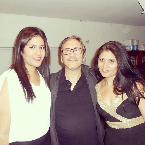 sandy_dbs's tweet photo. Con Marciano Cantero de Enanitos Verdes @AndreaOckon http://t.co/vPa8RKLswn