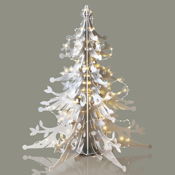 formbyheidi's tweet image. Here is the Silver #Treeform adorned in only #Lightform.
It's 42.5" high and made from recycled cardboard.