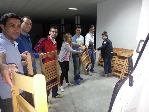 AOchtrup's tweet photo. Dar las gracias a todos los socios que han colaborado montando y demontando cada actividad del encuentro.Sois grandes http://t.co/dulXZcbPA5