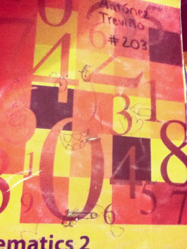 HolaMinii's tweet image. Typical math book #EverydayStuff