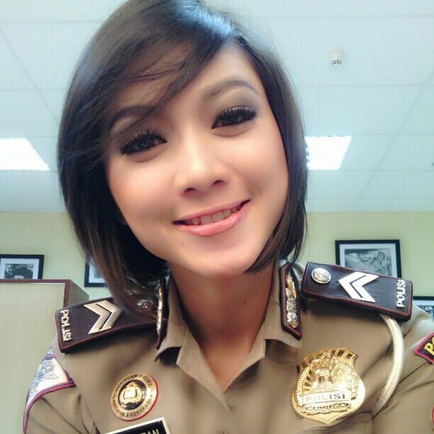 Wicaksono on Twitter kamu jangan ikutan foto bugil ya Wicaksono on Twitter kamu jangan ikutan foto bugil ya