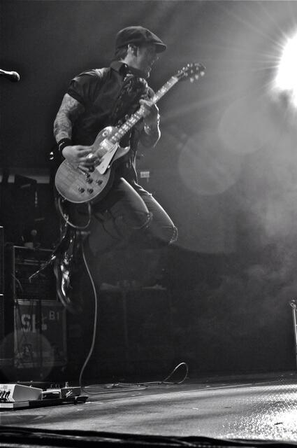 TheRealKFN's tweet photo. Good times in Boston @waaf  @MistressCarrie photo by Ron Akiyama http://t.co/FD7etDrxfs