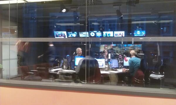SirNickYoung's tweet photo. Great to be on #BBCr4Today talking about safety &amp; respect for Syrian volunteers on 150th anniversary of Red Cross http://t.co/Kc4U8H1Ph2