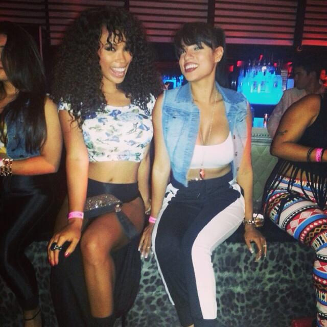 My BEAUTIFUL @Zashias320 FOLLOW HER ❤️❤️❤️❤️❤️❤️❤️ http://t.co/RUq7BzF47Y<a class="tags" target="_blank" title="On Twitter" href="/?out=eyJ0eXAiOiJKV1QiLCJhbGciOiJIUzUxMiJ9.eyJpYXQiOjE3MjM2ODEyODEsImlzcyI6InR3cG9ybnN0YXJzLmNvbSIsIm5iZiI6MTcyMzY4MTI4MSwiZXhwIjoxNzU1MjE3MjgxLCJyZWRpcmVjdF91cmwiOiJodHRwczovL3R3aXR0ZXIuY29tL1phc2hpYXMzMjAifQ.YKOkIjByI5gC3rFB-zjTERrwXcoWiuwJrtl52Q2g9kXGFrTFZTgy9VifhFYzWnx2yB7DSI1TQhdHmGbKR9fjgw">@Zashias320</a><a href="/tag/aka"class="tags"><span>#aka</span></a>