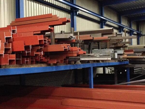 #restpartij diverse #stalen profielen nu € 0,59 p/kg. Kijk voor de voorwaarden op staalhandelstaphorst.nl/pagina/15/Aanb… #aanbieding