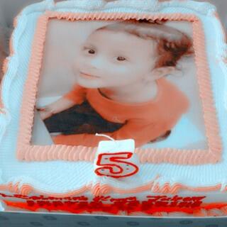 Desfyta's tweet photo. *NAYA*Happy Britdhay to you!!♥ http://t.co/WFbU5jzbc9