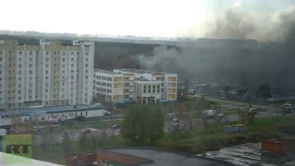 На юго-востоке Москвы упал вертолет Ка-32 (фото, видео)