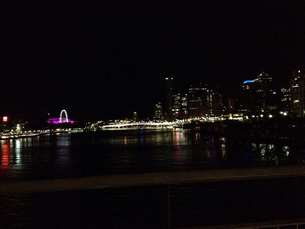 drkinley's tweet image. #Lovebrisbane, #goodwillbridge, #coolwalk