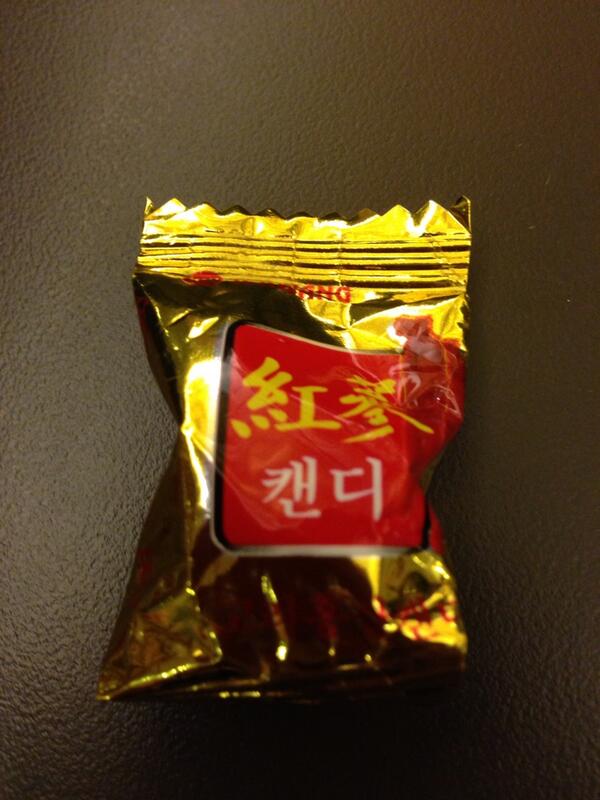 sapphire_alexis's tweet image. Little souvenir from Korea #thislittlething #sweet #love