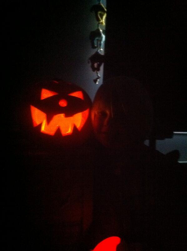 billinghamsj's tweet photo. @WavendonArms Archie's 2013 pumpkin for the Wav!!! http://t.co/RqSaaQTa7b