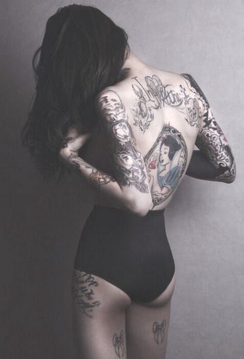 UniqueTat's tweet photo. Snow White #tattoo #beautiful http://t.co/rh6bRRSFxv