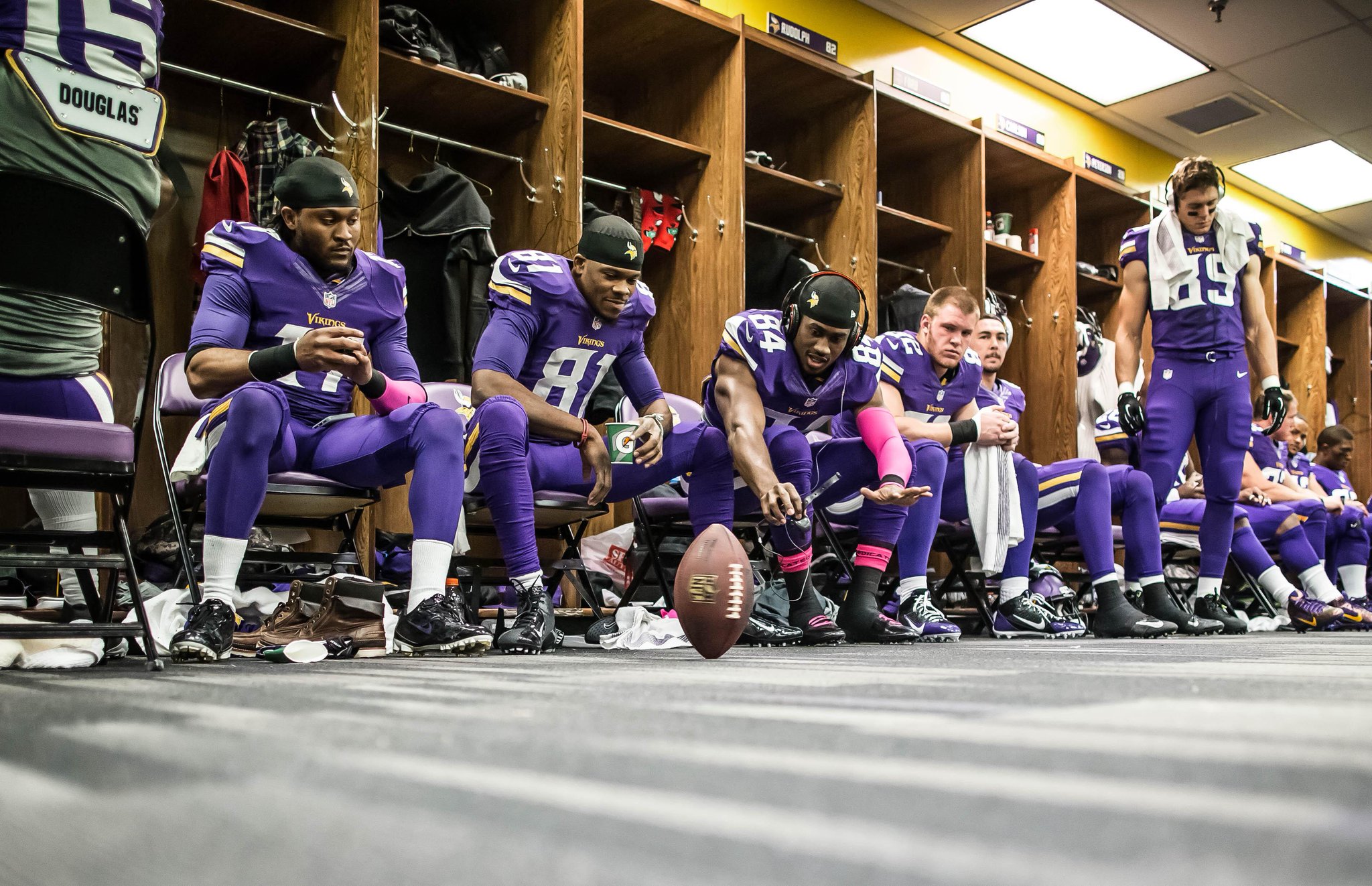 vikings locker room after game