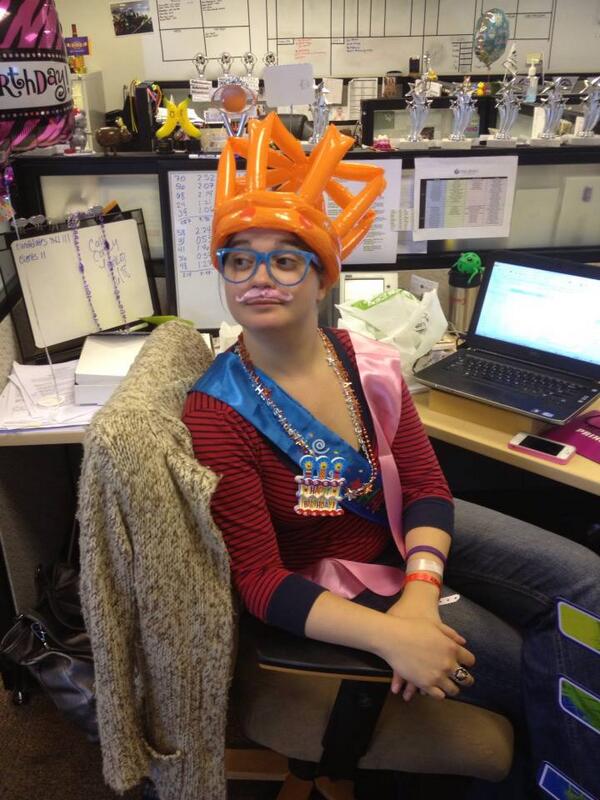 danibeetalks's tweet photo. Let's be honest. You probably want to work with me in my office. LET ME KNOW! #myjobsmorefun #duh http://t.co/bSm0Ch1z6v