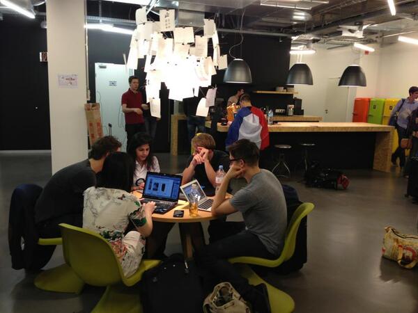 FounderBus tweet picture
