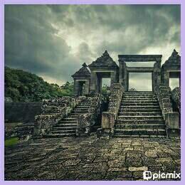 puguhcas's tweet photo. ratu boko #mypicmix http://t.co/3AAZlGaY6y http://t.co/oNJOWRG759