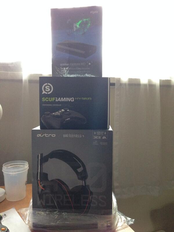 Pamaj's tweet image. Next giveaway is gonna be a good one for 3 lucky people :D