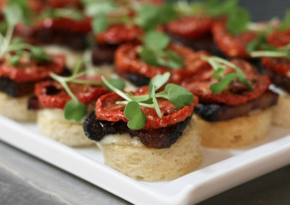 TuliCatering's tweet photo. Mini #BLT sandwiches are always a crowd favorite! #catering #tulicatering http://t.co/mSHtLu0A8c
