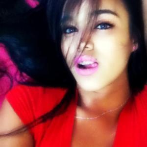 CamsLiveGirls's tweet photo. Athenna, live on her chatroom with webcam: http://t.co/Fh9rEJDcQC http://t.co/aBigsgNvu2